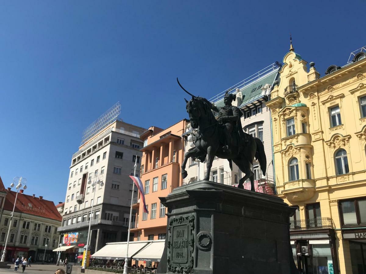 Main Square Dream Apartment Zagreb Bagian luar foto
