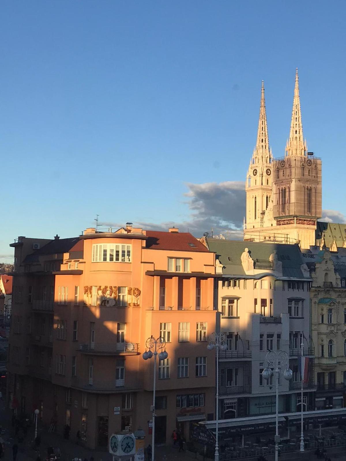 Main Square Dream Apartment Zagreb Bagian luar foto